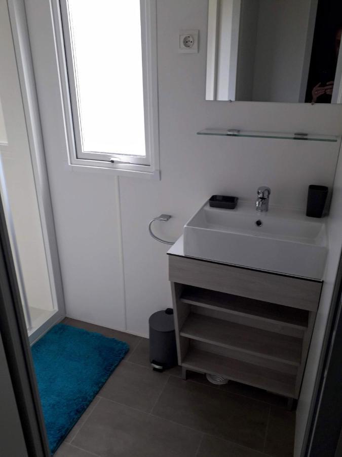 Mobil Home Neuf 2 Chambres 6 Personnes Saint Aygulf Plage Fréjus Exterior foto